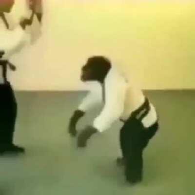 When me and my Monke pull up, boy you better get to runnin