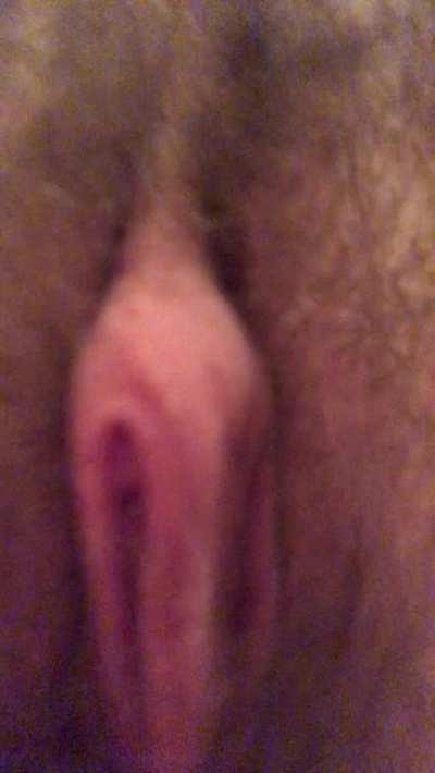 guess who found out her phone's suction cup compatible? 😉