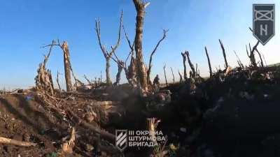 Russian said he was surrendering, and a moment later threw a grenade at the Ukrainan soldiers.