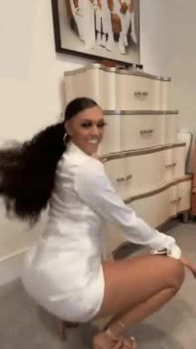 I love to see that ass bounce