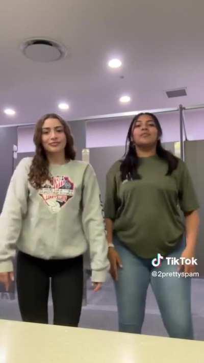 making sure we get to see it🥵