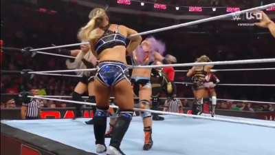 Candice & Indi participate in a battle Royal to determine the new Women's World Champion! (WWE Monday Night RAW - 4/22/24)