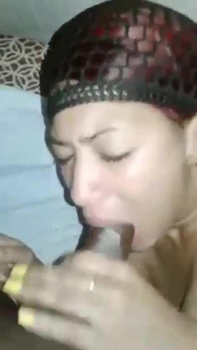 Únete a mi grupo de WhatsApp para ver y aportar contenido 100% casero amateur, el link te lo doy en mi página de instagram que está en comentario