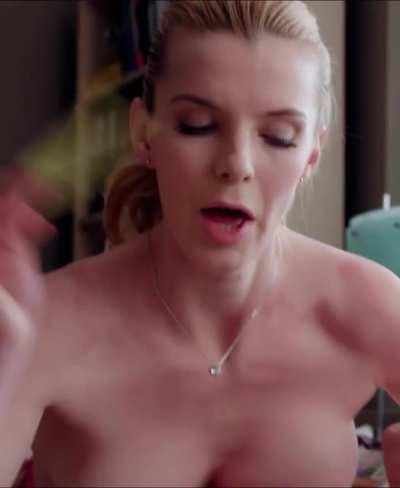 Betty Gilpin