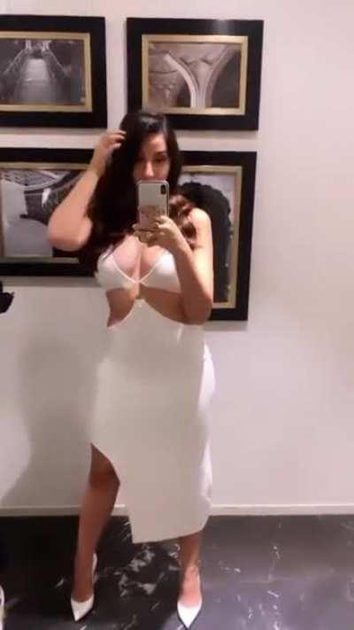 Wow nora in white🔥🔥💦