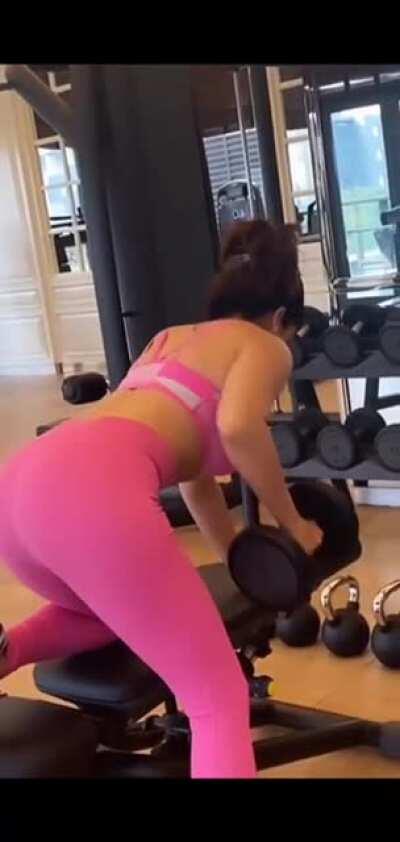 Madam Neha Pendse 💖🍑🍑🍑