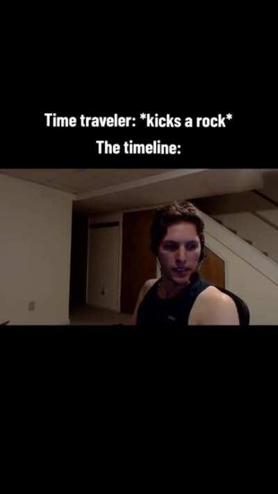 This feels edited but this is the original video. Crazy how everyone only saw the edited version of this clip.