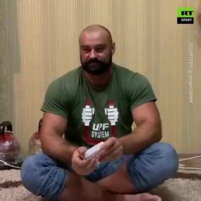 Sergey Tsyrulnikov, an absolute unit!