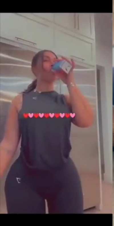 Biannca ai joi NUTTY AS FUCKK 🤤🤤