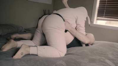 Fucking is ass with my bunny costume on :P ! Hop hop ! Want a ride ? :P