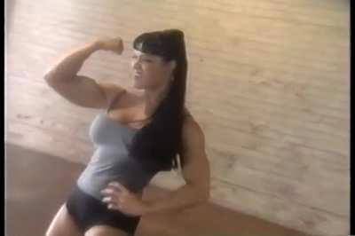 So hot as she does her bicep peak flex! So huge! 