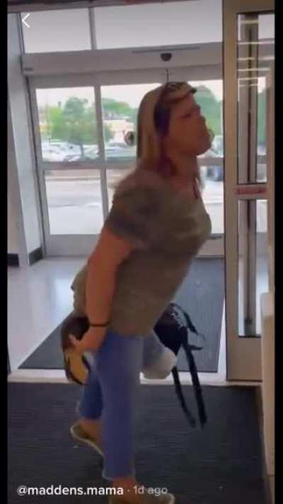 Racist Karen has a meltdown at the store before storming out the doors