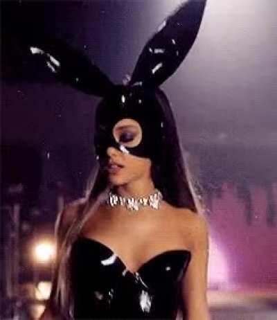 I cant help myself anytime i see her in this outfit