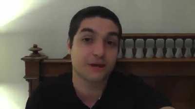 Monark e Felipe Neto dormindo juntinhos 🥰