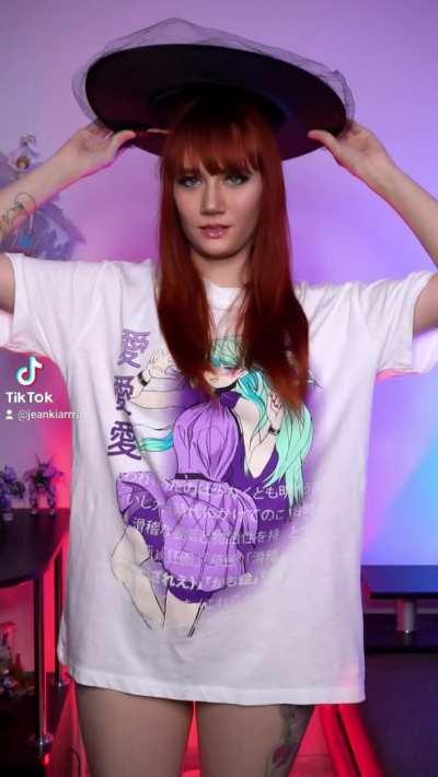 Halloween sexy transition 🎃