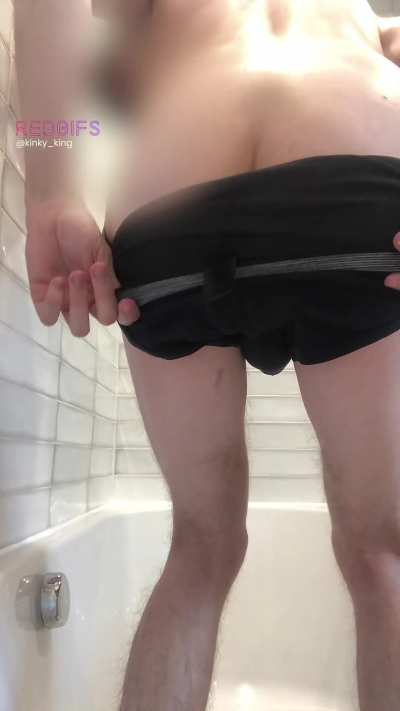 I held this from the day before, filled my boxers up💩