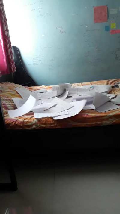 Koi help karu saraf karne mein