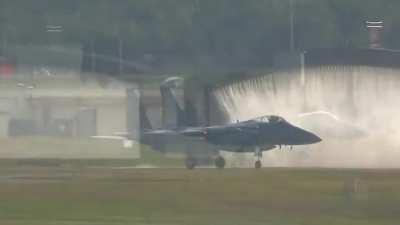 It's shower 🚿 time!!