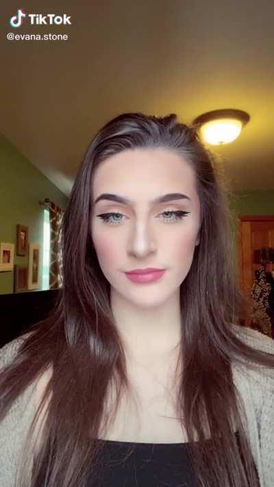 Evana Stone went viral again!