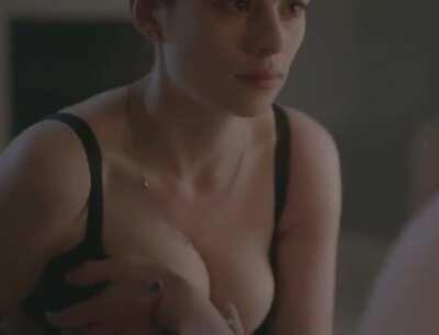 Hayley Atwell's tits are perfect