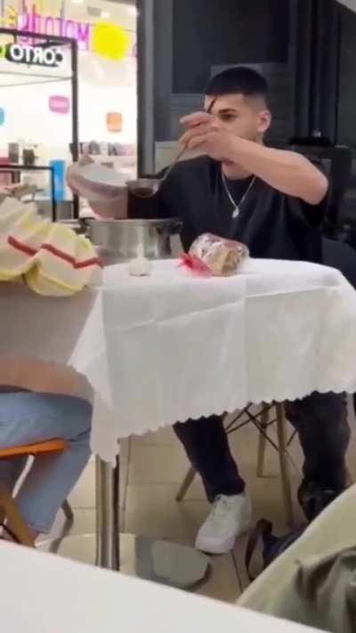 Вечно им все не так этим бабам)))