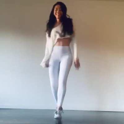 Can't believe how hot Aimee Garcia is.