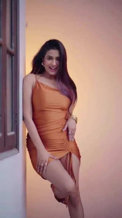 Her body🤤🥵...looks delicious.