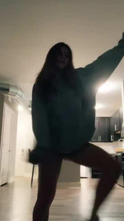 @izzil - My brightness went 📈 📈 real quick