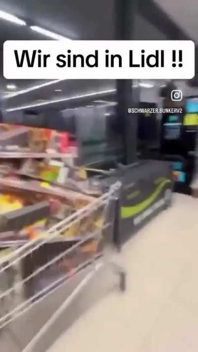 Erwachsene Männer geben 1.000 Euro hart erarbeitetes Geld für Feuerwerk & Böller aus