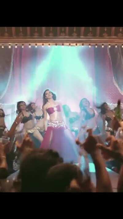 Deepika PADUKONE Goddess Of SEDUCTION & Erotism For a Reason 👙👠🔥🌹