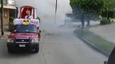 Olha a explosão kkkk