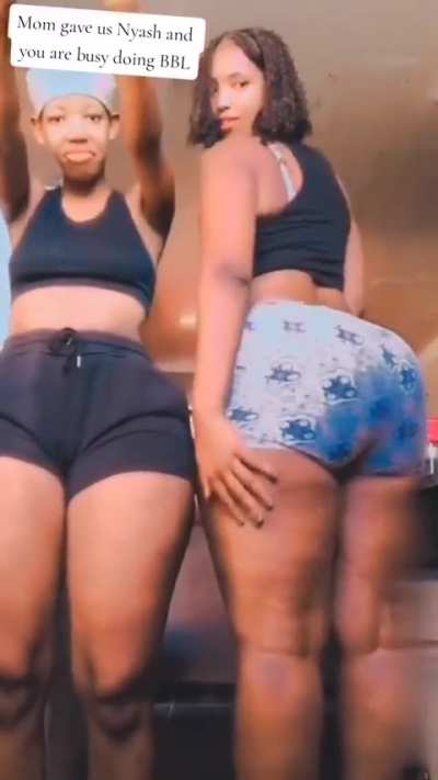 Natural bbl 😍 [Miya]