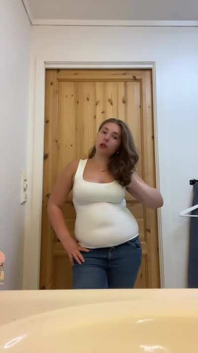 Anyone recognise/know this TikToker’s @?