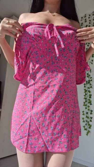 This is the best dress to use on a first date, cute yet easy acces to my pussy