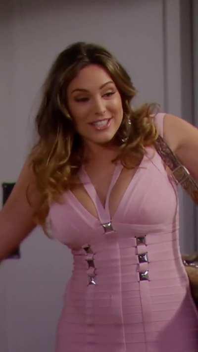 Kelly Brook - Cleavage (2) “One Big Happy”
