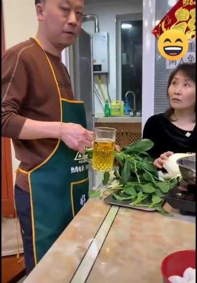 I FOUND A VIDEO WHERE THE CHINESE REACTION MEMES ARE USED