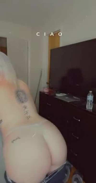 💦Happy New Year💦Smack my ass and boobs🍑