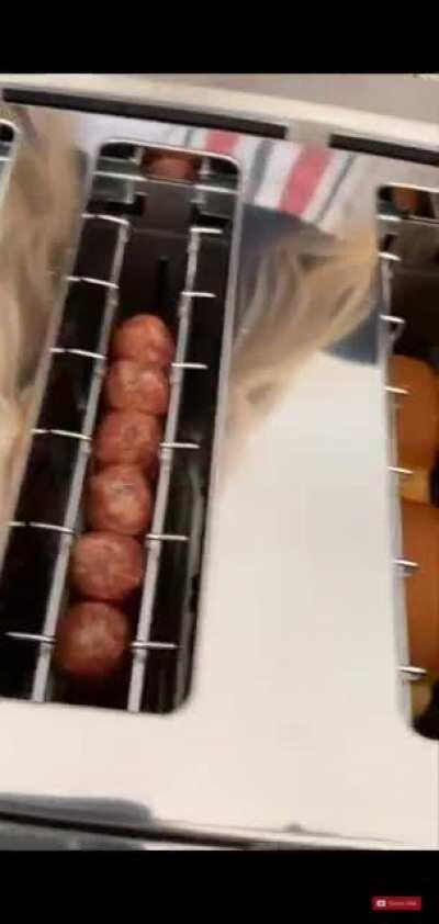 How to ruin your toaster with grease in one morning (Speeded it up it cuz she talks so slow)