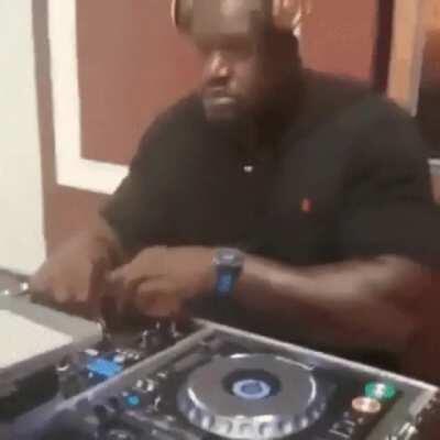 POV: When it's a sunny day in Inaba and you're strolling around the Shopping District