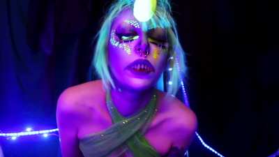 If you see a bright light in the deep ocean it might just be an angler fish!