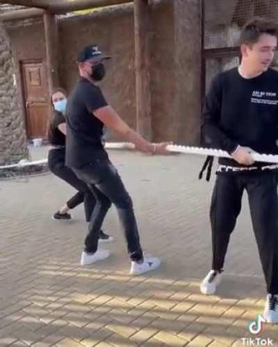 Winter break strength training for C Leclerc in Dubai