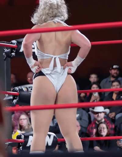 Toni Storm