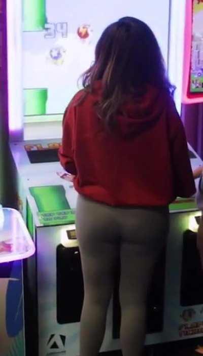 Pokis ass from otv vid