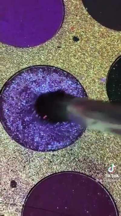 Some good ol physical cringe for everyone