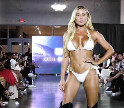 Brittany Gibson - Katie Miller, Next Journey Fashion Show 2024