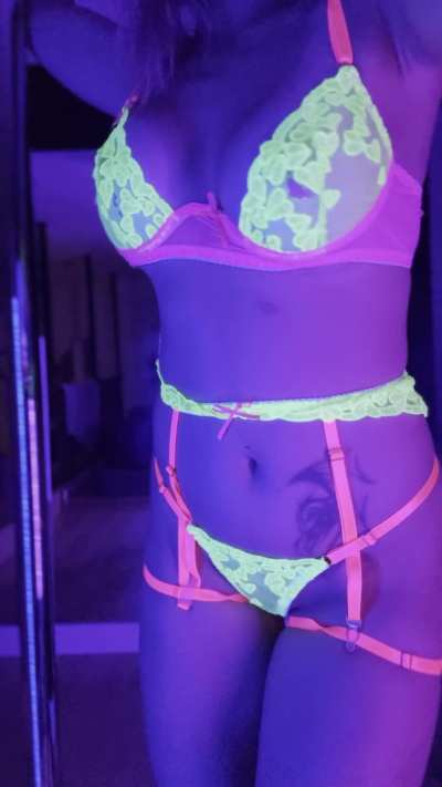 I want someone to lick it for me