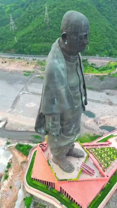 Celebrating national unity day: Honoring Sardar Vallabhbhai Patel with the Statue of Unity!