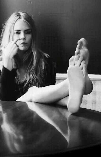 Cara Delevinge
