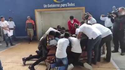 This Oaxaca in Mexico. A 16 year old young man named Alexander was murdered by Municipal Police. Soccer was his passion. This is how his teammates and family honored him. One final goal.