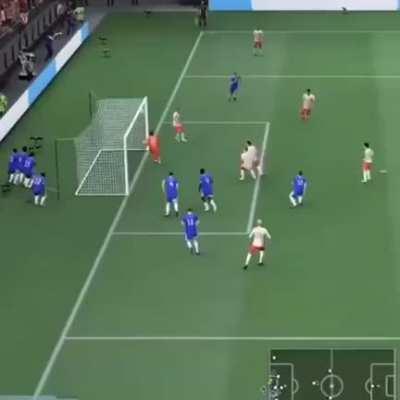 Free kicks are so meta this year 😍